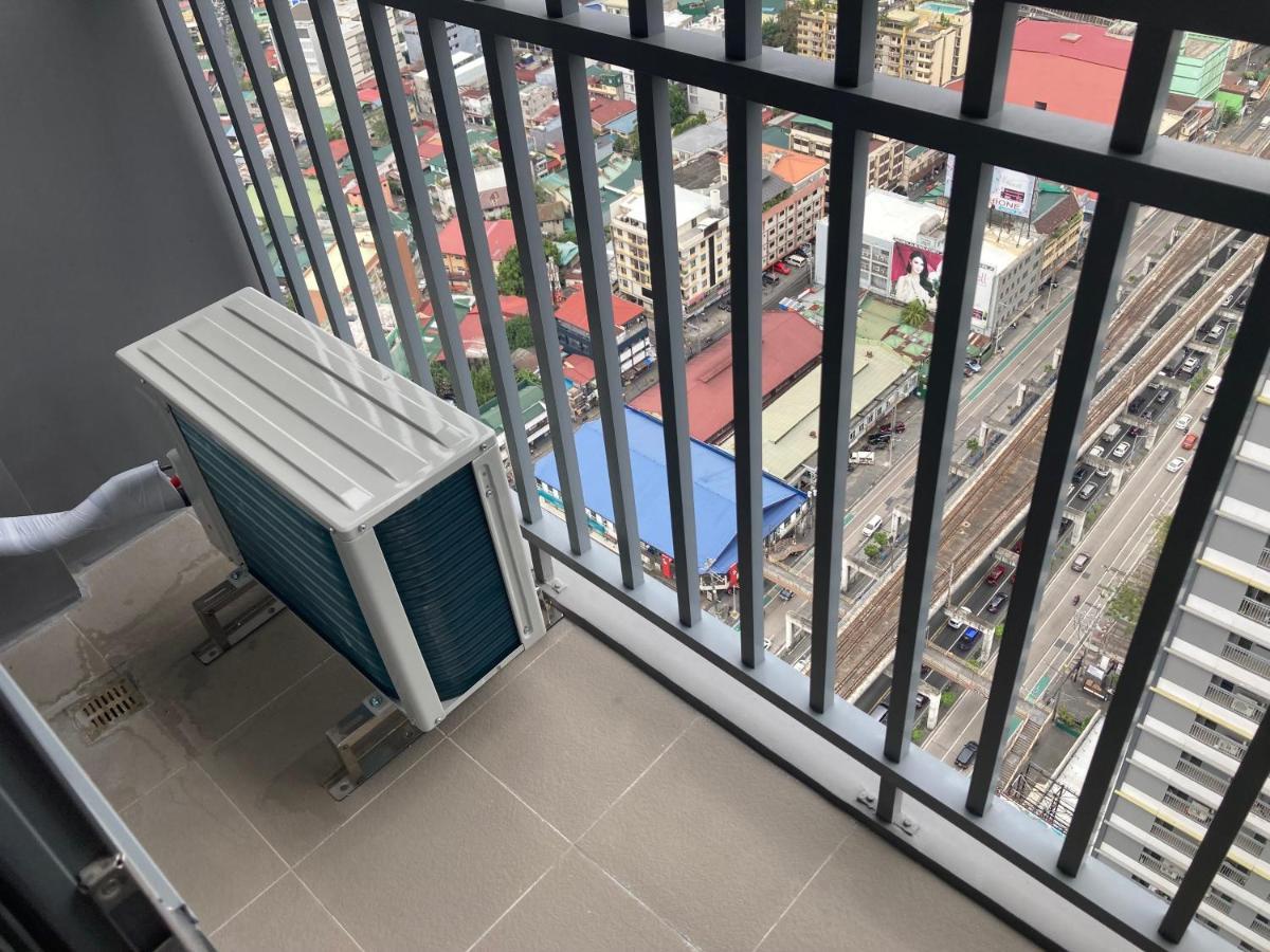 Penthouse Studio At Fame Residence 41St Floor, Shangrila-Megamall Manila Exterior foto